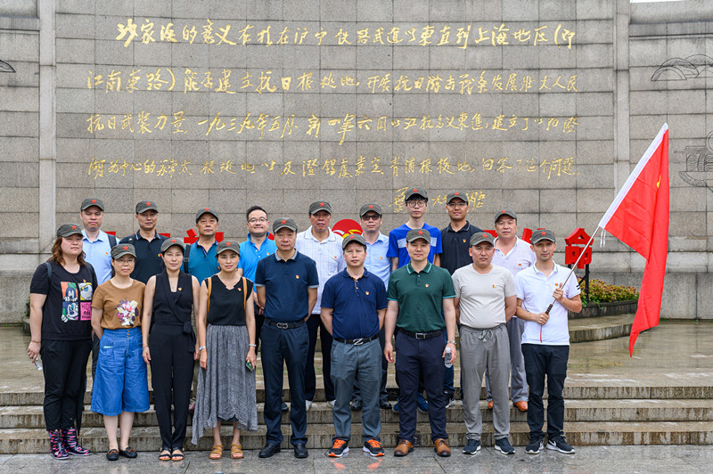 麥點彩印黨支部開展“重溫誓詞，不忘初心，牢記使命”主題黨日活動